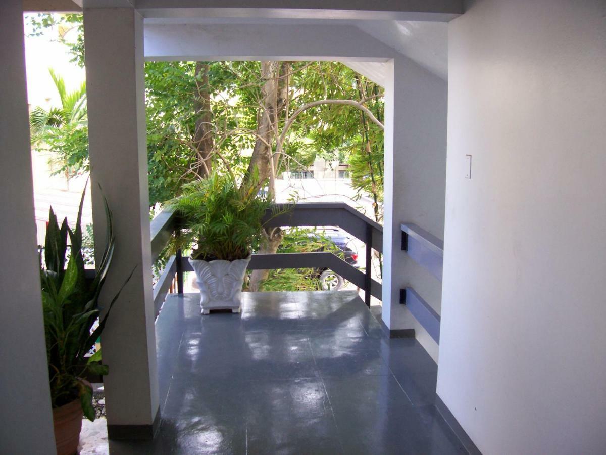 Ocean View Montego Bay Apartment Luaran gambar